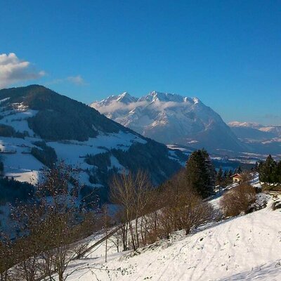 Winterlandschaft mit Blick auf den Grimming Troadkasten & Bergblick Hollnhof