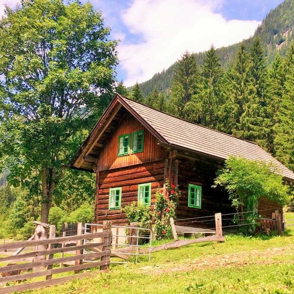 Gemütliche Hütte