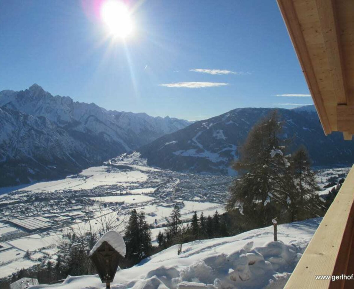 Blick ins Tal vom Balkon Dolomitenblick und Talblick