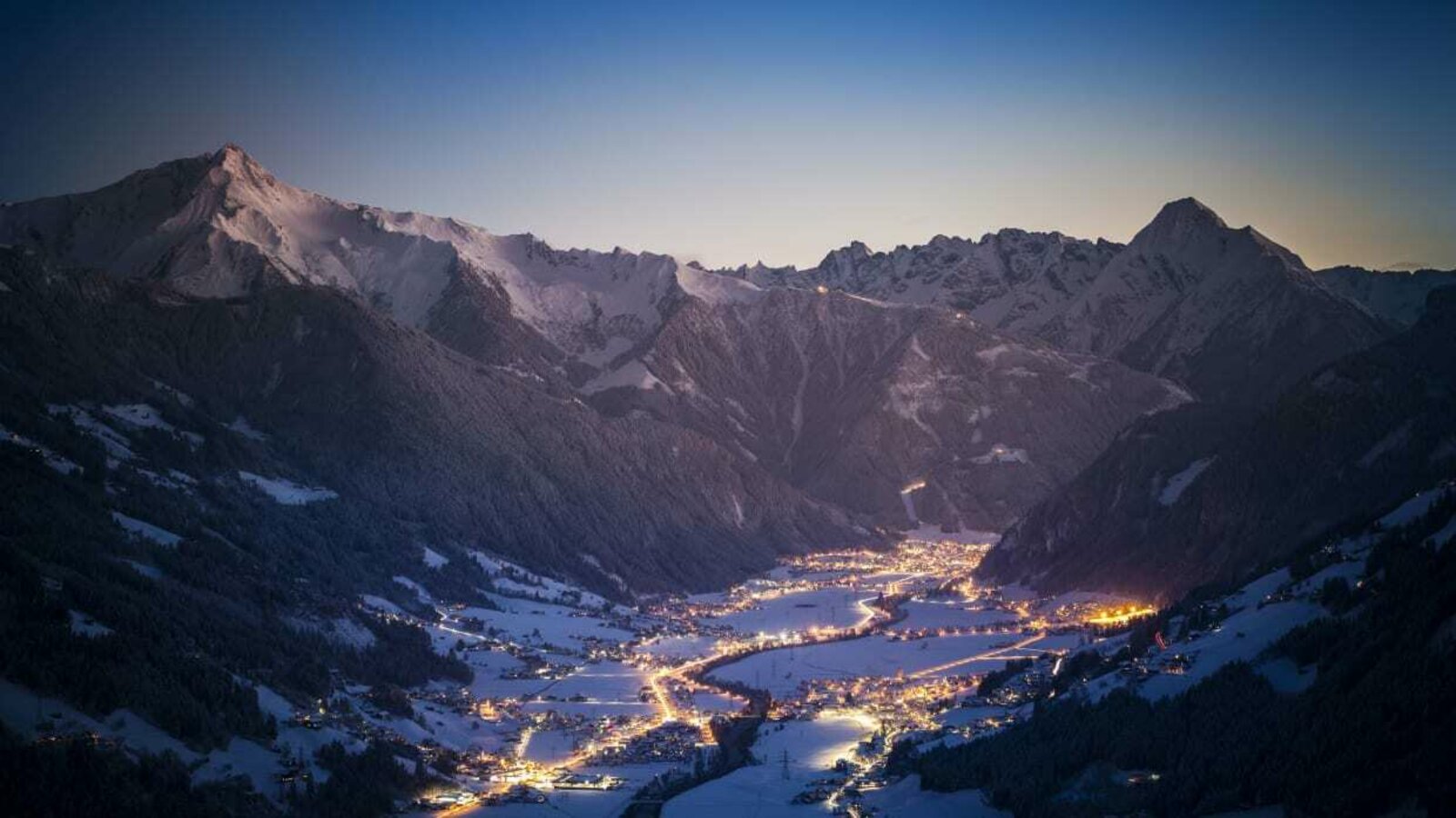 Panorama Blick in die Zillertaler Alpen