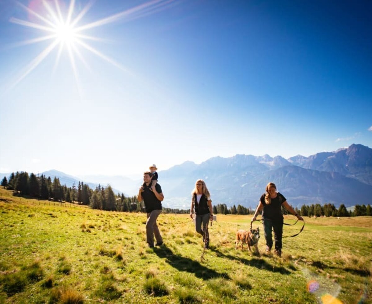 Wandern vor den Lienzer Dolomiten - ein Traum