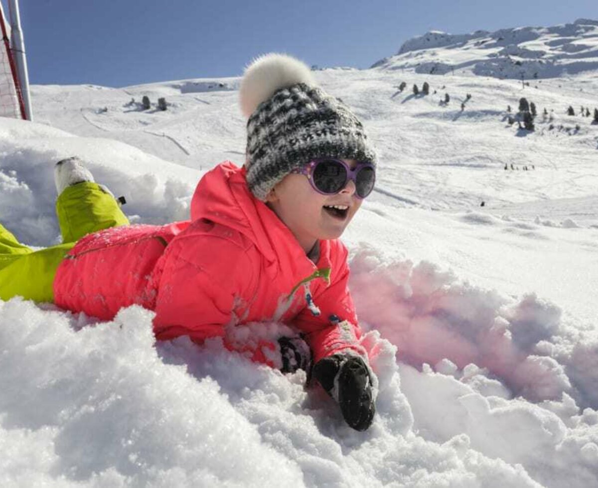 Spielen im Schnee