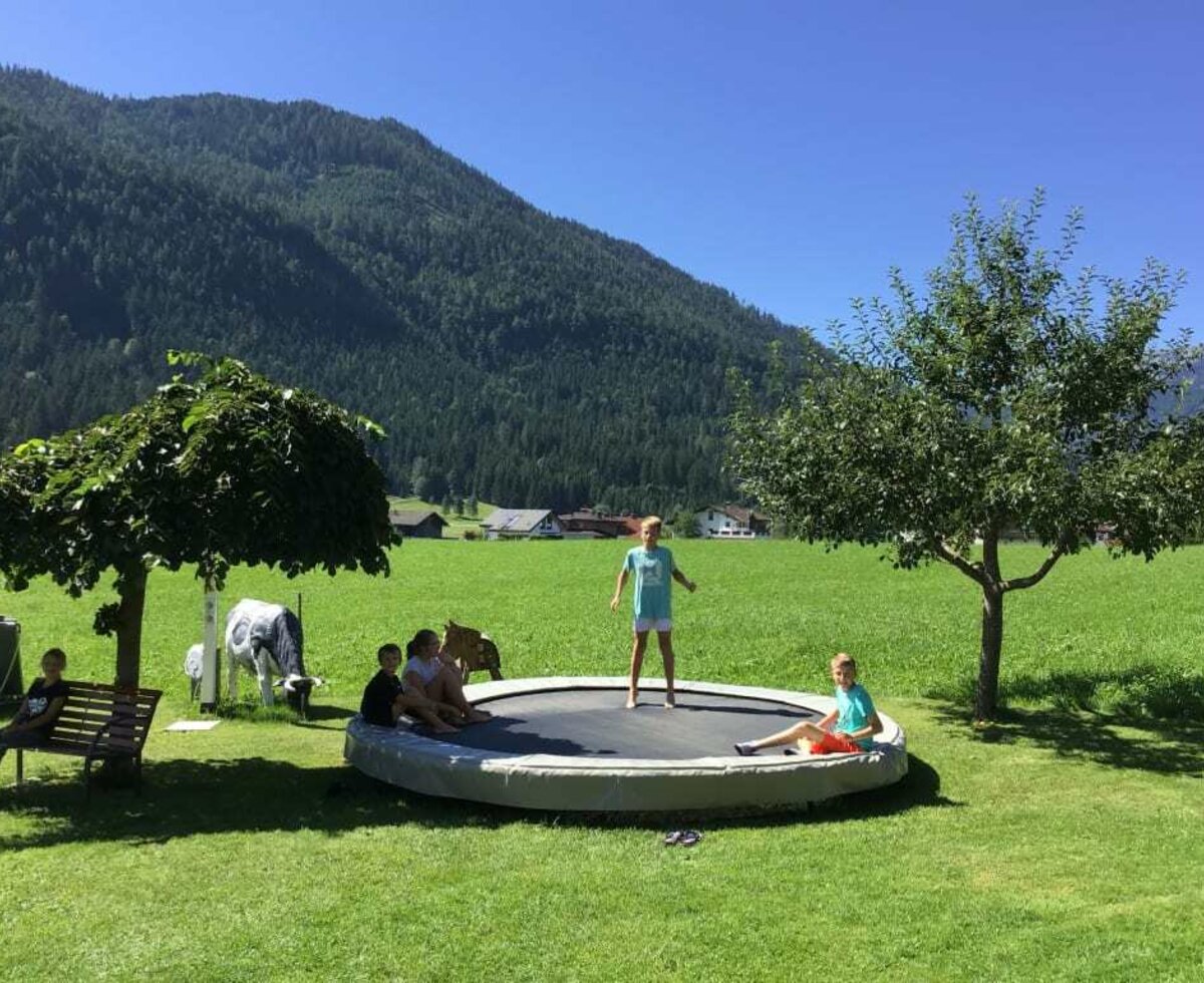 Trampolin/Garten