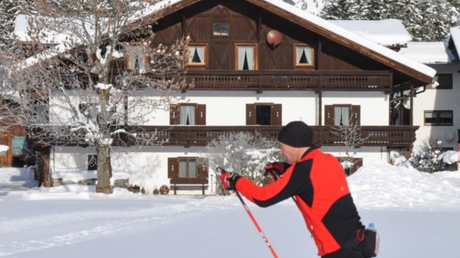 Tschaperhof direkt an der Loipe