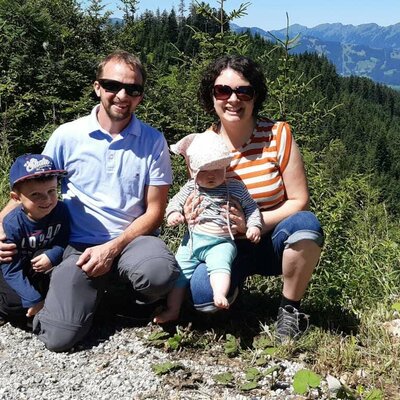 Familie Raich vom Därflihof im Montafon.