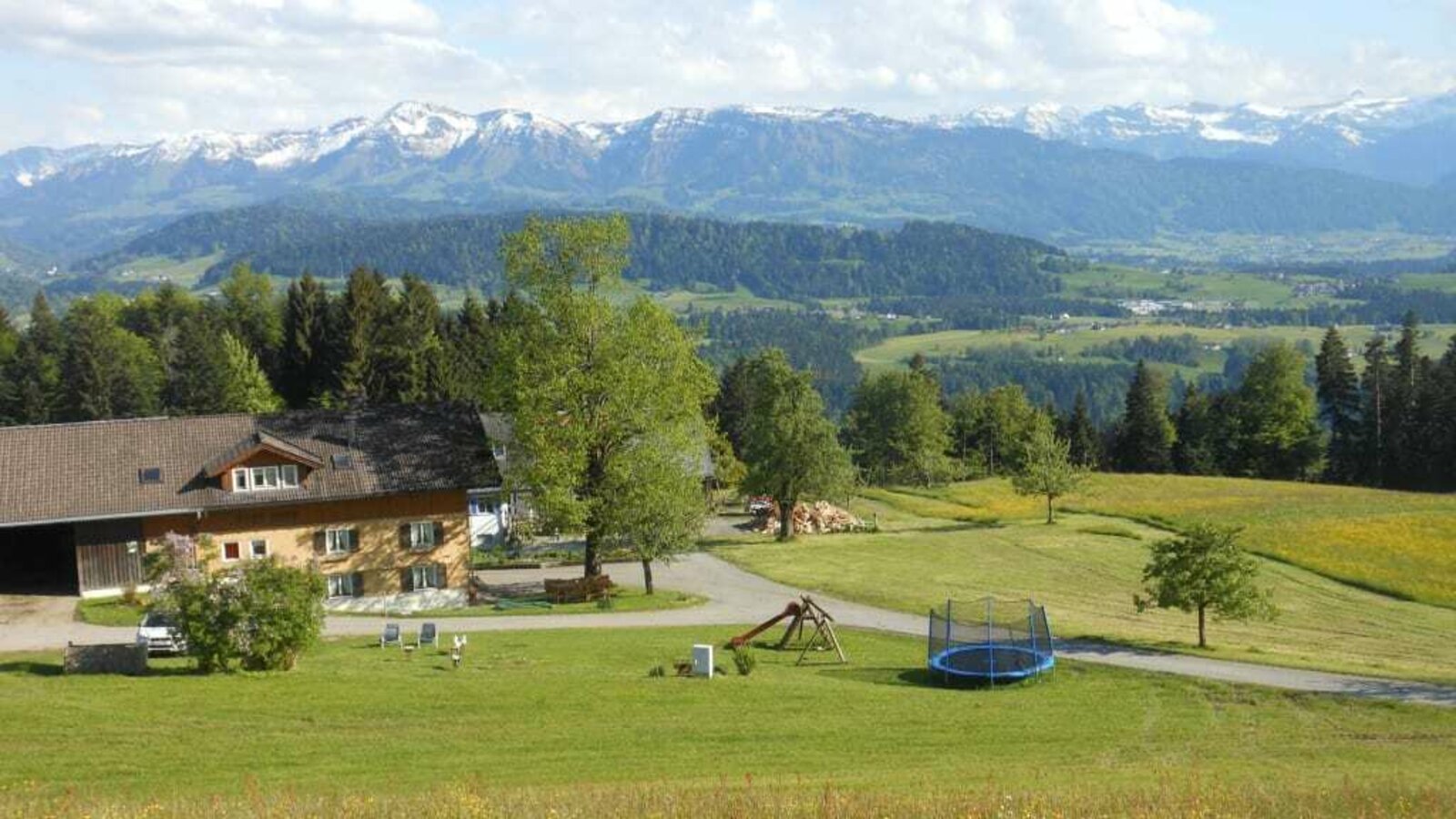 eingebettet in schönste Naturlandschaft