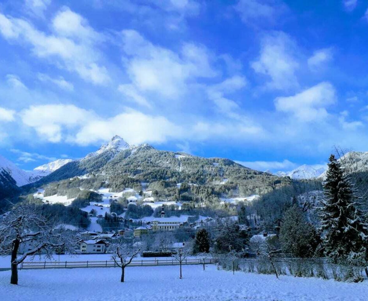 Ausblick auf die Tschaggunser Mittagspitze. Urlaub in Schruns.