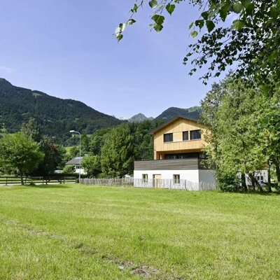 Gauensteiner Hof Ferienwohnungen. Sommer im Montafon.