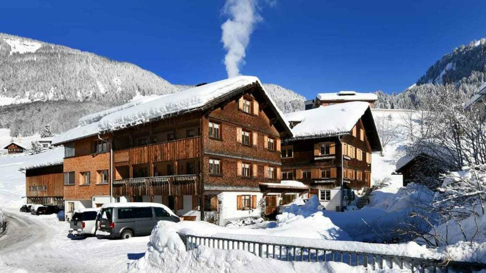 Unser idyllischer Haldenhof im Winter