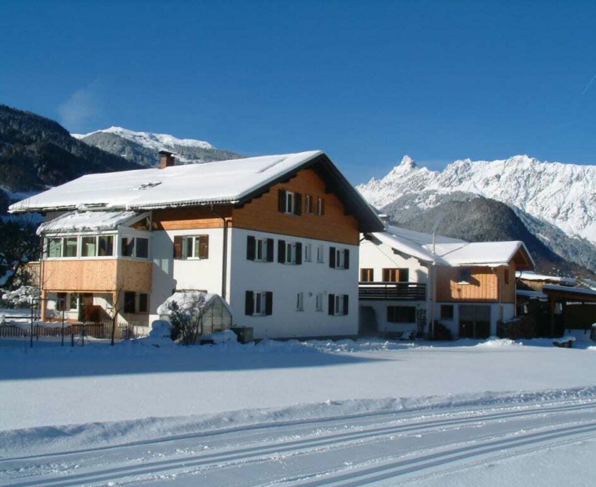 Hof im Feld direkt an der Langlaufloipe