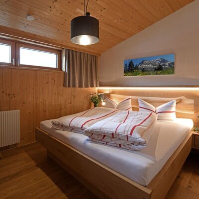 Schlafzimmer Ferienwohnung Diedamskopf